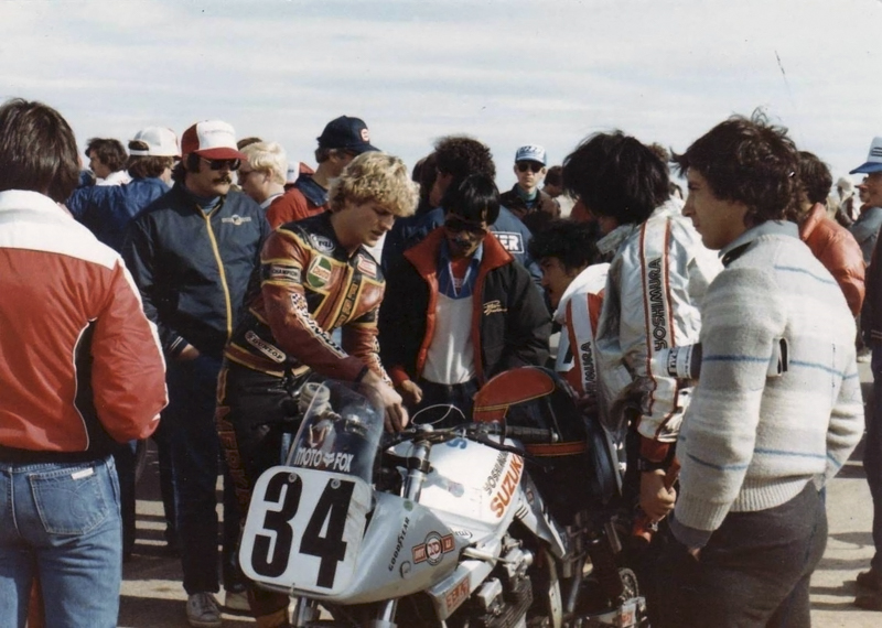 ヨシムラ50周年記念 ウェスクーリーのサイン入り Legend of ヨシムラ 21586_06.jpg