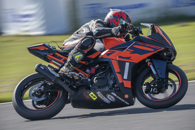KTM390/250CUPに参戦するライダーたちから見た新型RC 390 特集