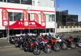 YAMAHA YZF-R15V4、 FZ-S FI DELUXE、HONDA CB200Xなど国内未導入モデル勢ぞろい「バイク館」の輸入新車一気乗り！！