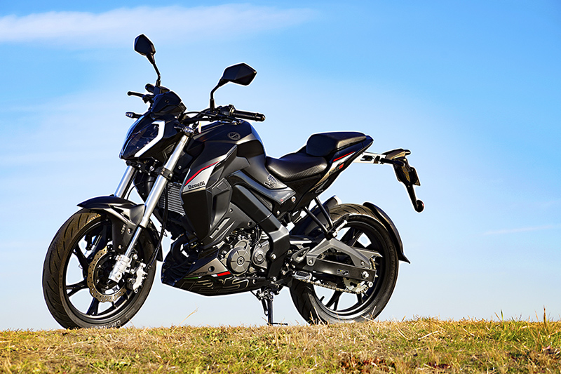 オートバイのナンバープレートホルダー ために ベネリ Trk 502用