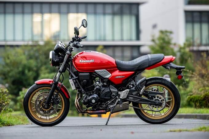 【カワサキ Z900RS vs Z650RS 試乗記】独断と偏見で2車を比較！バイクブロス的ガチンコライバル対決！ 04画像