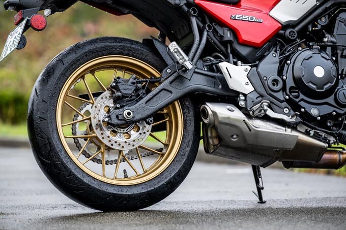 【カワサキ Z900RS vs Z650RS 試乗記】独断と偏見で2車を比較！バイクブロス的ガチンコライバル対決！ 22画像