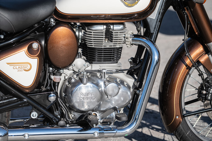 【ホンダ GB350C vs ロイヤルエンフィールド CLASSIC350 試乗記】独断と偏見で2車を比較！バイクブロス的ガチンコライバル対決！ 12画像