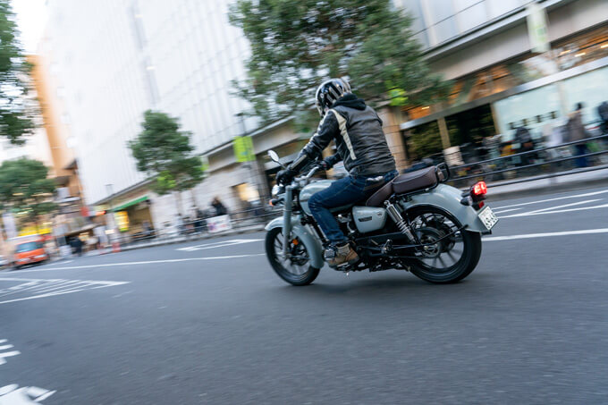 【ホンダ GB350C vs ロイヤルエンフィールド CLASSIC350 試乗記】独断と偏見で2車を比較！バイクブロス的ガチンコライバル対決！ 26画像