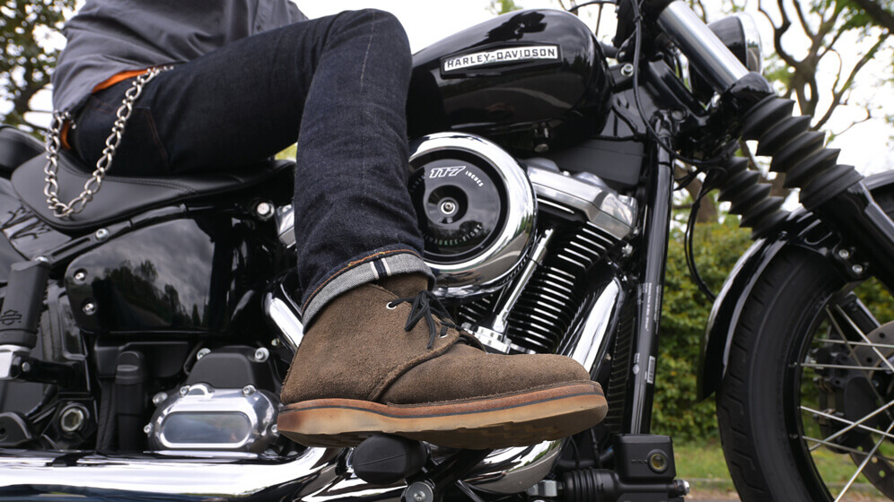 【WESCO CHUKKA×H-D STREET BOB】ウエスコのレースアップブーツ「チャッカブーツ」＆ハーレーファクトリーカスタム「ストリートボブ」 05画像