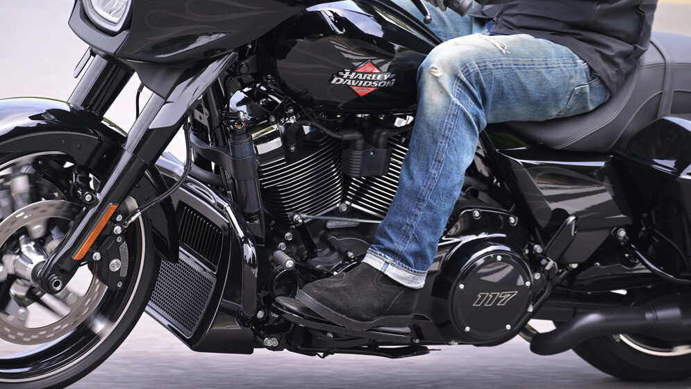 【WESCO MORRISON×H-D STREET GLIDE】ウエスコのプルオンブーツ「モリソン」＆ハーレーファクトリーカスタム「ストリートグライド」 07画像