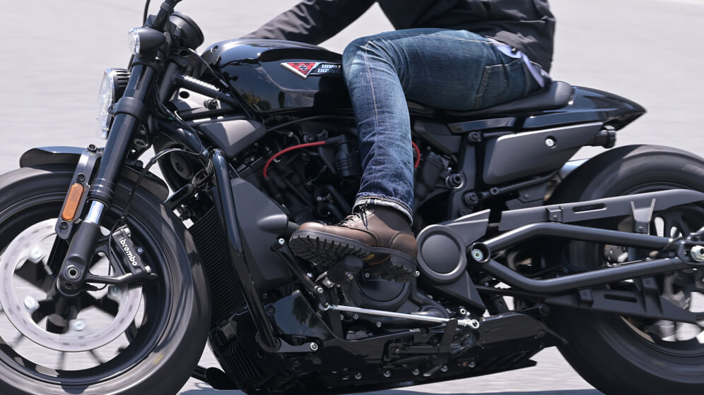 【WESCO WARREN×H-D SPORTSTER S】ウエスコのレースアップブーツ「ウォーレン」＆ハーレーの新世代水冷スポーツ「スポーツスターS」 02画像