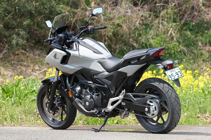 【ホンダ NC750X Dual Clutch Transmission 試乗記】遊び心とスキの無さ。その実、バケモノ的。06画像