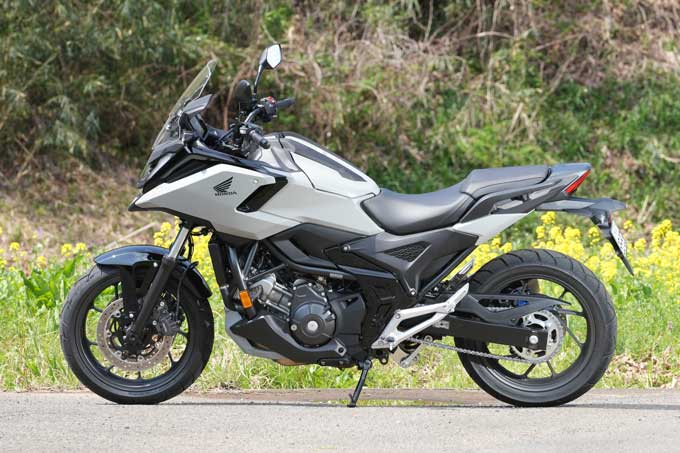【ホンダ NC750X Dual Clutch Transmission 試乗記】遊び心とスキの無さ。その実、バケモノ的。11画像