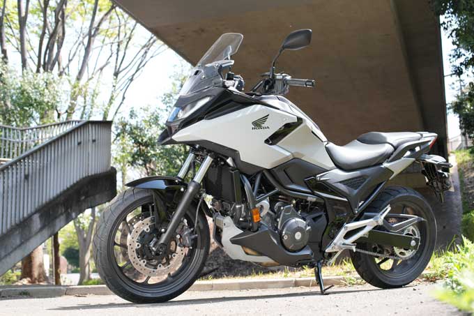 【ホンダ NC750X Dual Clutch Transmission 試乗記】遊び心とスキの無さ。その実、バケモノ的。main画像