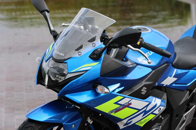 独断と偏見で2車を比較!! バイクブロス的ガチンコライバル対決！ スズキ・GSX250R VS スズキ・ジクサーSF250編 13画像