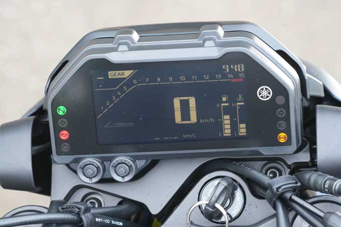 【ヤマハ　MT-25 試乗記】考え抜かれた【STYLE、SOUND、SPEED】　16画像