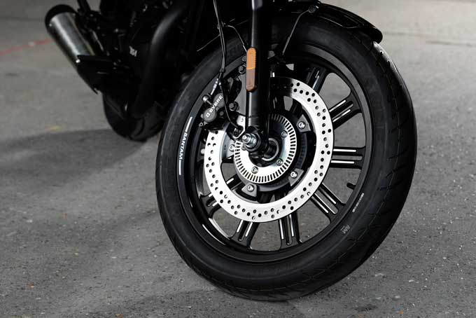 【BSA バンタム350／スクランブラー650 試乗記】２台の新型車を発表した老舗英国ブランドの勢い 15画像