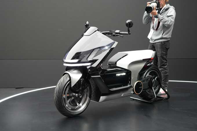 【ジャパンモビリティショー2025レポート】まさかの“う●こ”燃料も！？　JMS2025は未来を現実に！！