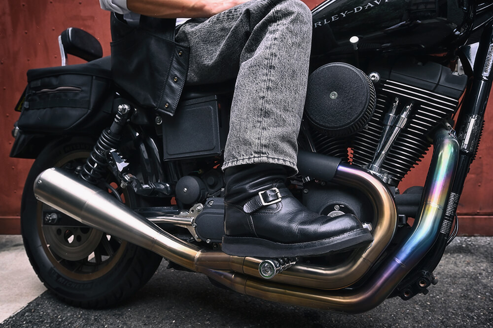 【WESCO BOSS×H-D 1999 FXDX】ウエスコのエンジニアブーツ「ボス」＆ハーレー「ダイナ スーパーグライド スポーツ」 main画像