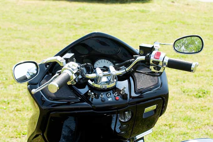 【カスタムアーカイブ】コストを抑えて高級感を目指したラグジュアリーフォルツァ07画像