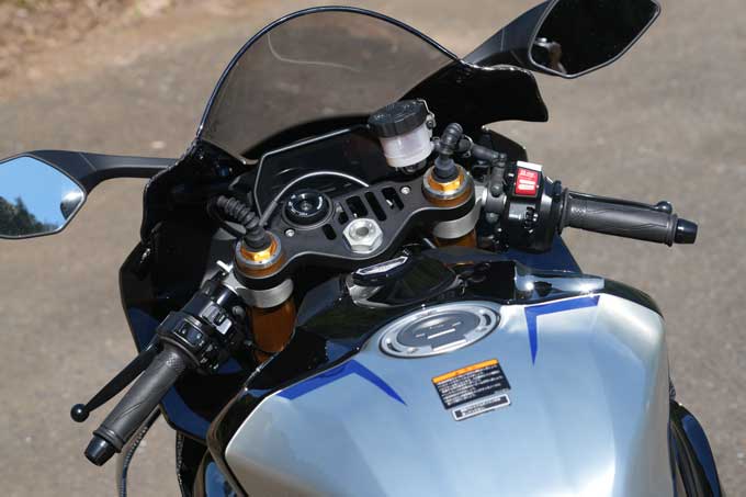 【ヤマハ YZF-R1M 試乗記】地球最速移動手段の筆頭で背徳感に酔いしれる 19画像