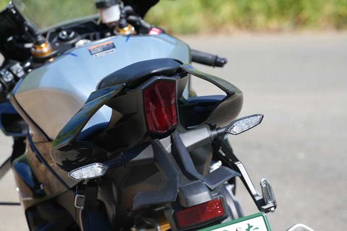 【ヤマハ YZF-R1M 試乗記】地球最速移動手段の筆頭で背徳感に酔いしれる 20画像