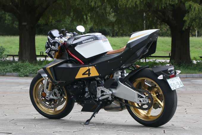 【ビモータ KB4RC 試乗記】カワサキ製4気筒エンジンを搭載したイタリア生まれのモダンカフェレーサー 02画像