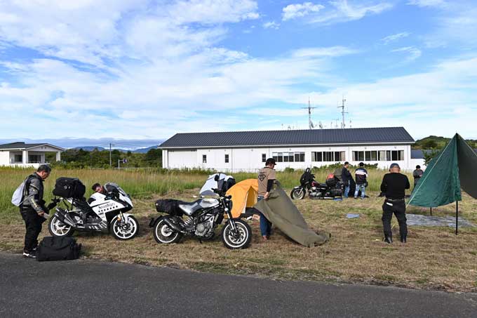 滑走路を愛車で走れる！　バイク専用SNS『モトクル』主催のバイクミーティングイベント「モトクル DAY 2025」 画像04
