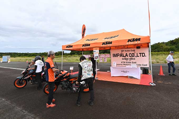 滑走路を愛車で走れる！　バイク専用SNS『モトクル』主催のバイクミーティングイベント「モトクル DAY 2025」 画像16