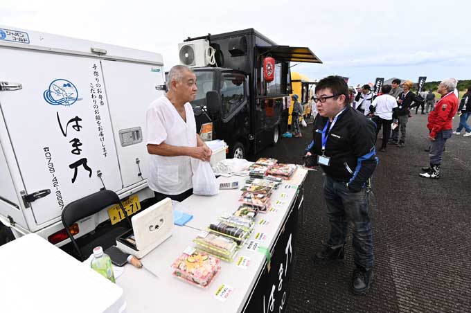 滑走路を愛車で走れる！　バイク専用SNS『モトクル』主催のバイクミーティングイベント「モトクル DAY 2025」 画像22