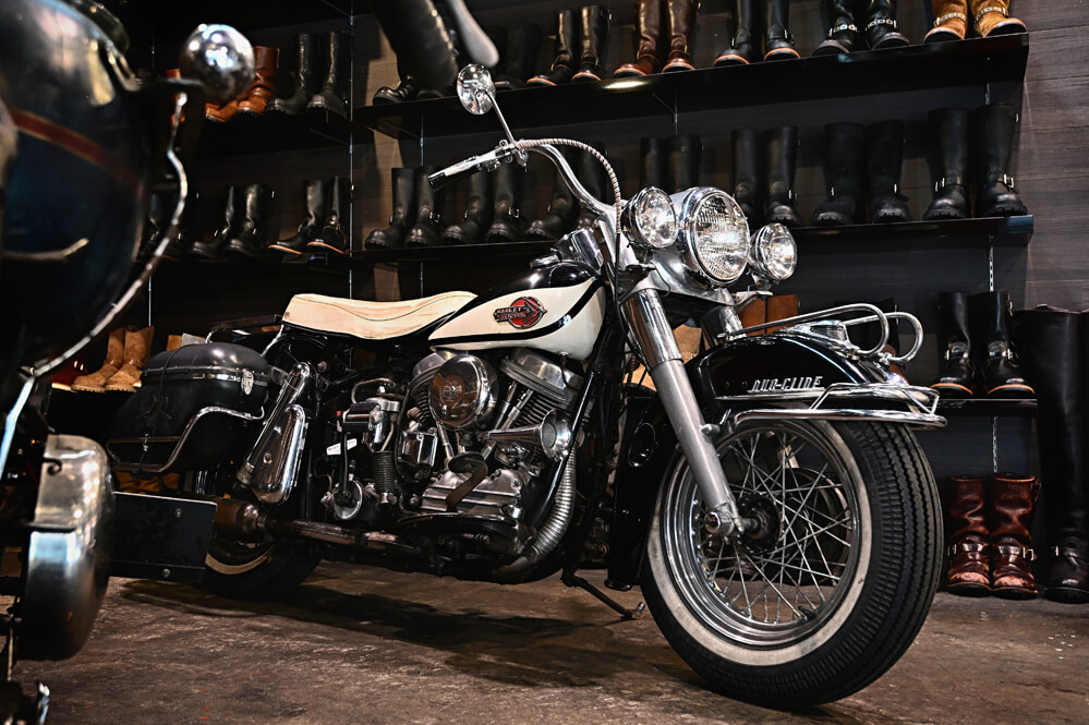 【WESCO x LANGLITZ LEATHERS BOSS×H-D 1960 FLH】ウエスコxラングリッツのエンジニアブーツ「ボス」&ハーレー「デュオグライド」 01画像