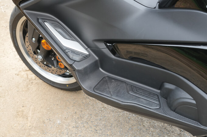 【ヤマハTMAX560 テックマックス ABS 試乗記】これぞ究極的移動手段の極み 15画像