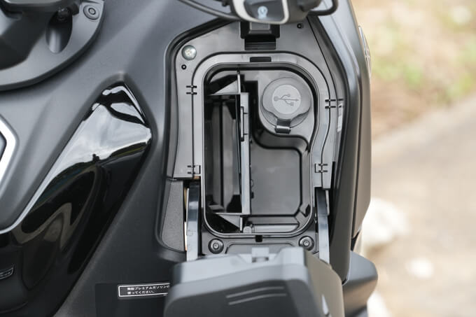 【ヤマハTMAX560 テックマックス ABS 試乗記】これぞ究極的移動手段の極み 19画像