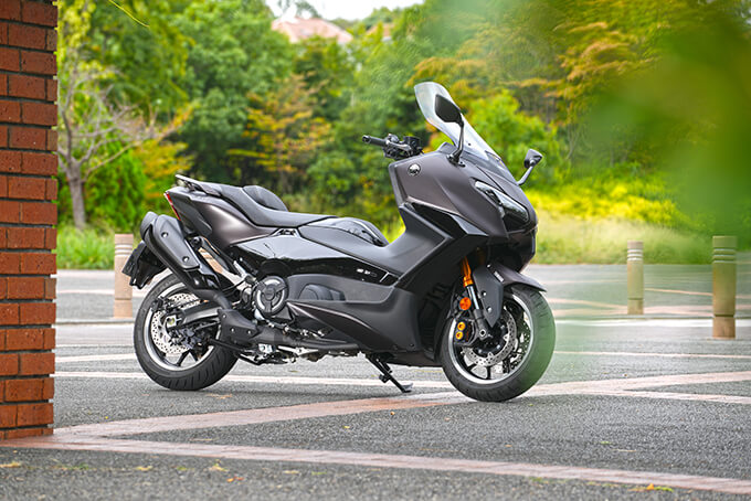 【ヤマハTMAX560 テックマックス ABS 試乗記】これぞ究極的移動手段の極み メイン画像