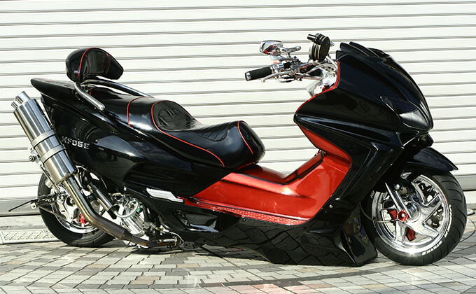 【カスタムアーカイブ】懐かしさで溢れる初代フォルツァのフルカスタム　メイン画像