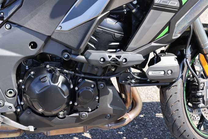 【カワサキ ヴェルシス1100SE 試乗記】数々の電子デバイスで快適な走りを実現するアドベンチャーツアラーが排気量アップでさらに進化14画像