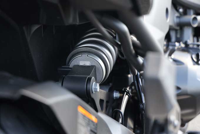 【カワサキ ヴェルシス1100SE 試乗記】数々の電子デバイスで快適な走りを実現するアドベンチャーツアラーが排気量アップでさらに進化21画像