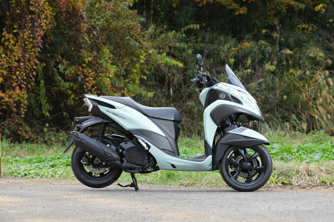 【ヤマハ トリシティ155 試乗記】3輪キャンバースラストの究極的旋回能力健在 02画像