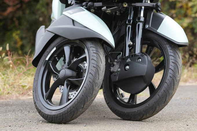 【ヤマハ トリシティ155 試乗記】3輪キャンバースラストの究極的旋回能力健在 13画像