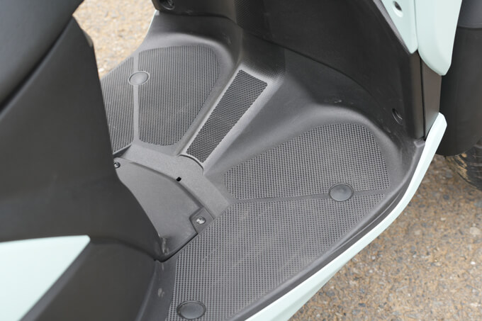 【ヤマハ トリシティ155 試乗記】3輪キャンバースラストの究極的旋回能力健在 15画像