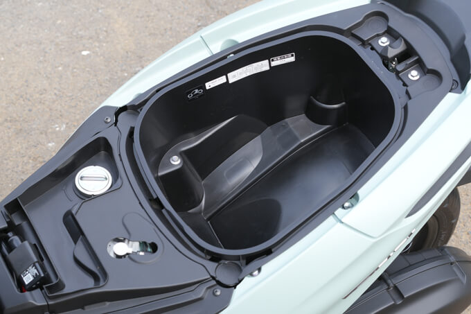 【ヤマハ トリシティ155 試乗記】3輪キャンバースラストの究極的旋回能力健在 23画像