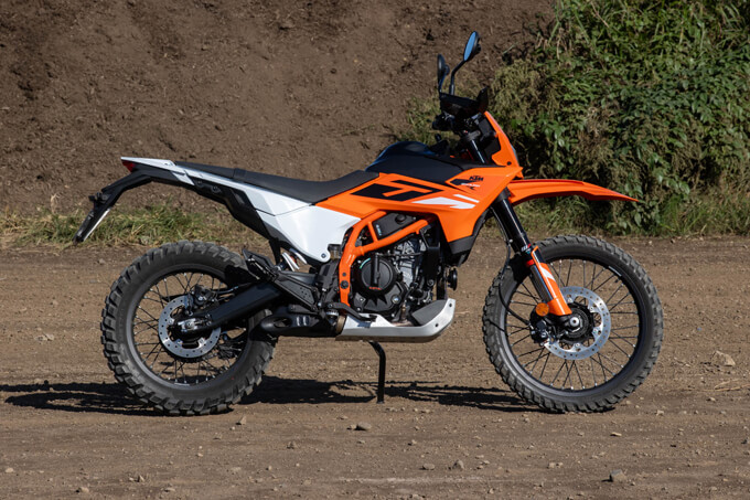 【KTM 390 エンデューロ R 試乗記】軽さと扱いやすさで、林道を楽しめるの06画像