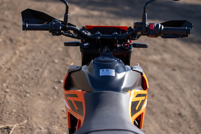 【KTM 390 エンデューロ R 試乗記】軽さと扱いやすさで、林道を楽しめるの22画像