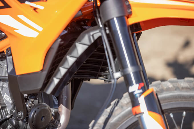 【KTM 390 エンデューロ R 試乗記】軽さと扱いやすさで、林道を楽しめるの28画像