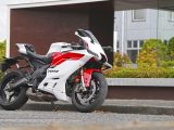 【ヤマハ YZF-R9 試乗記】突如現れた次男はファミリー随一の暴れん坊
