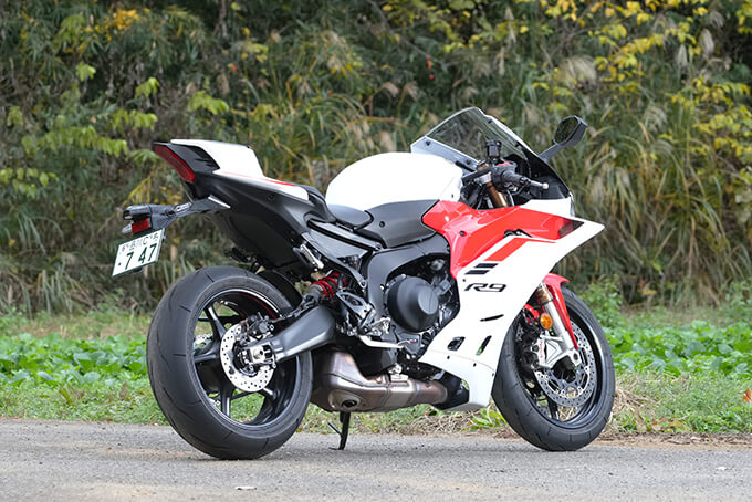 【ヤマハ YZF-R9 試乗記】突如現れた次男はファミリー随一の暴れん坊 07画像