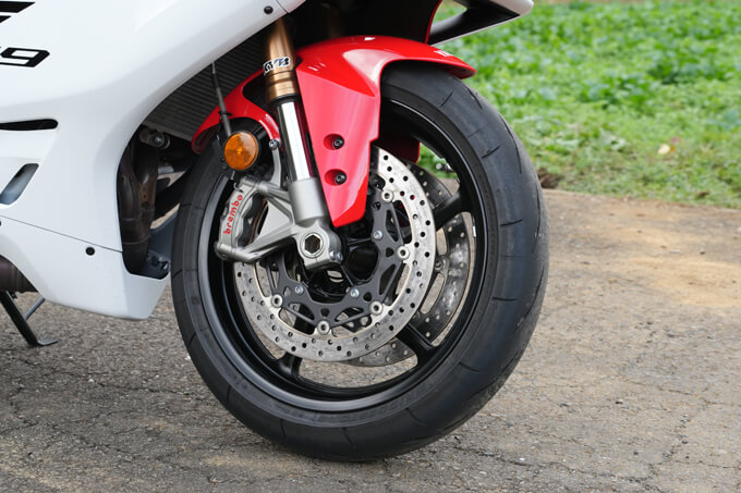 【ヤマハ YZF-R9 試乗記】突如現れた次男はファミリー随一の暴れん坊 12画像