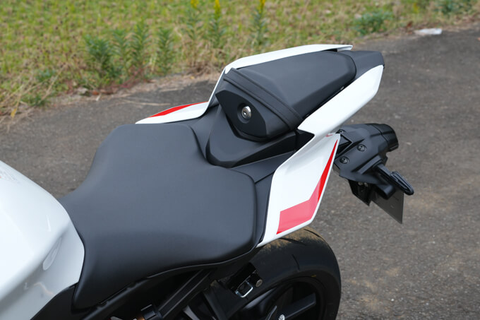 【ヤマハ YZF-R9 試乗記】突如現れた次男はファミリー随一の暴れん坊 18画像