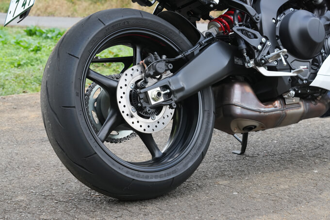 【ヤマハ YZF-R9 試乗記】突如現れた次男はファミリー随一の暴れん坊 19画像