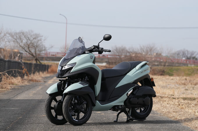 【ヤマハ トリシティ155 試乗記】3輪キャンバースラストの究極的旋回能力健在 08画像