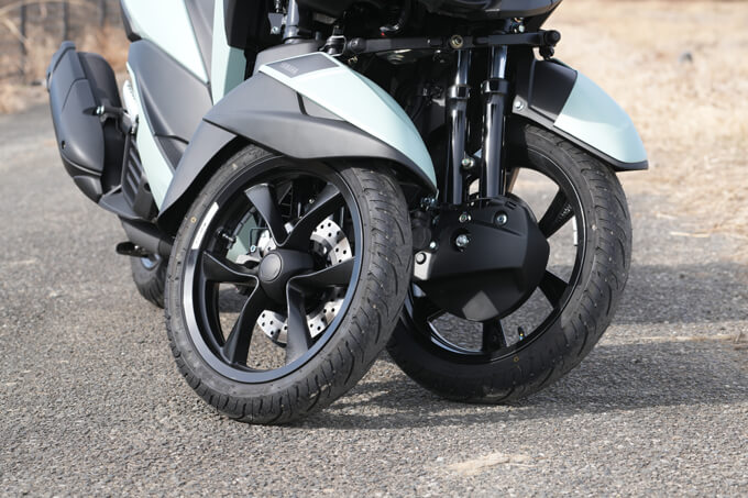 【ヤマハ トリシティ155 試乗記】3輪キャンバースラストの究極的旋回能力健在 13画像