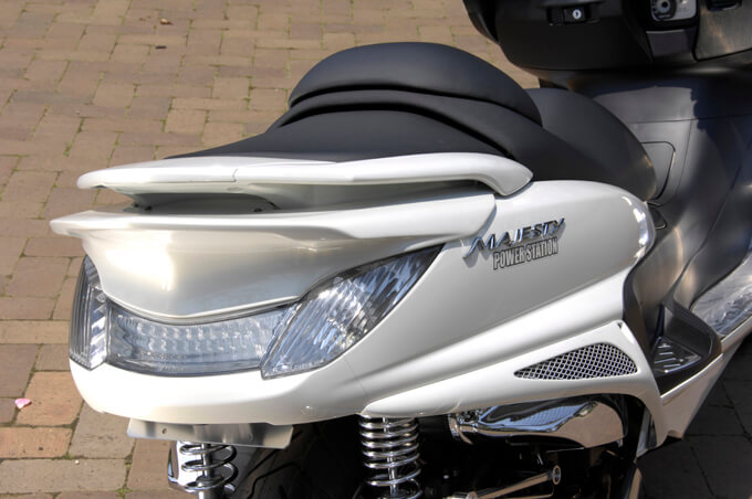 【カスタムアーカイブ】エアロ、ローダウン、マフラーのみがビギナーへの第一歩　カスタム07画像