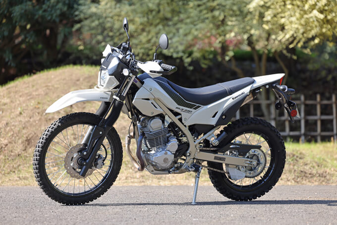【カワサキ KLX230シェルパS 試乗記】シート高をさらに低く！　誰にでも扱いやすい“トコトコ系”オフロードモデル!!の07画像