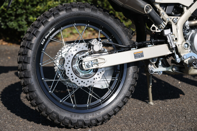 【カワサキ KLX230シェルパS 試乗記】シート高をさらに低く！　誰にでも扱いやすい“トコトコ系”オフロードモデル!!25画像